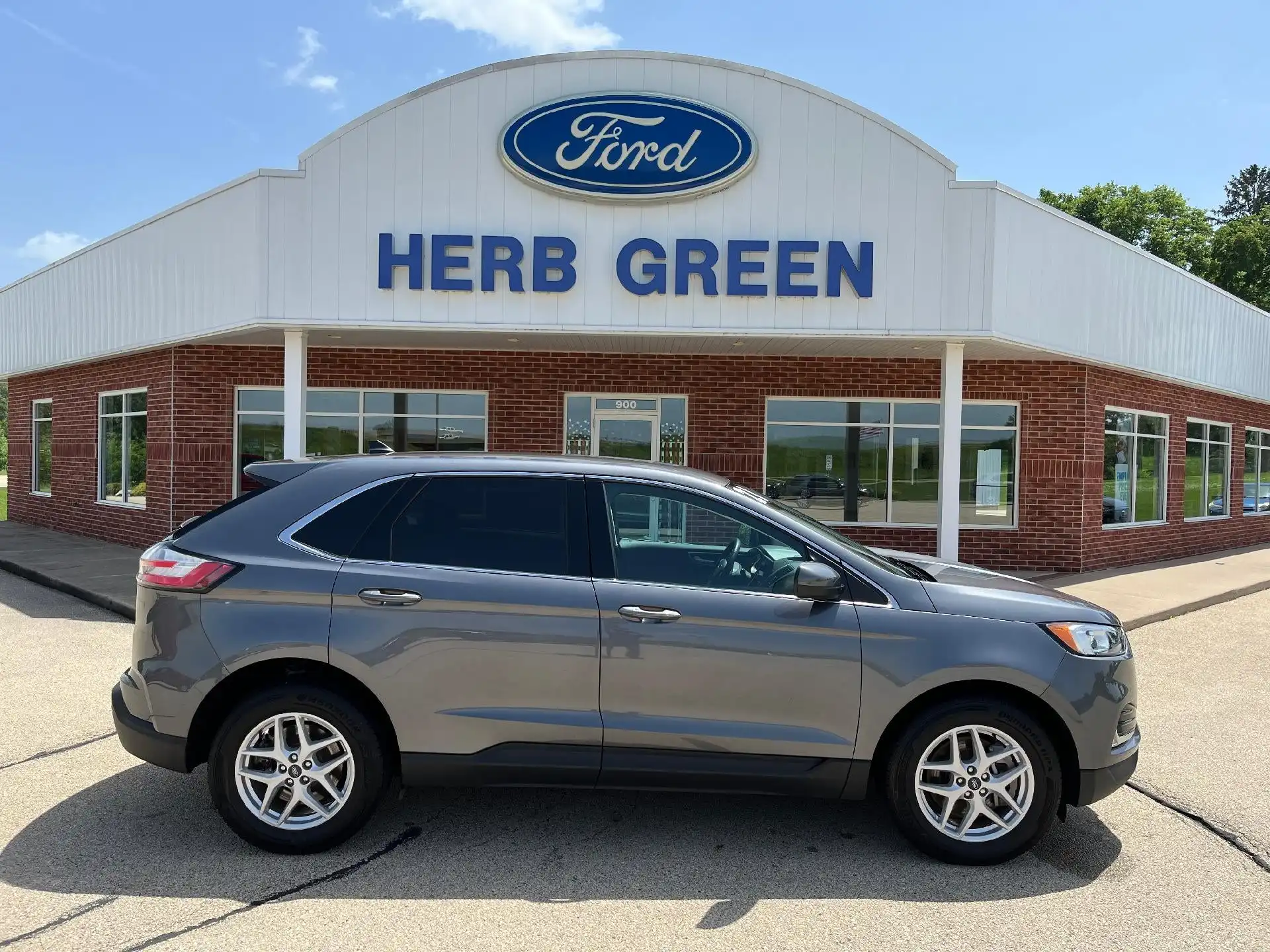 2021 Ford Edge SEL AWD's photo