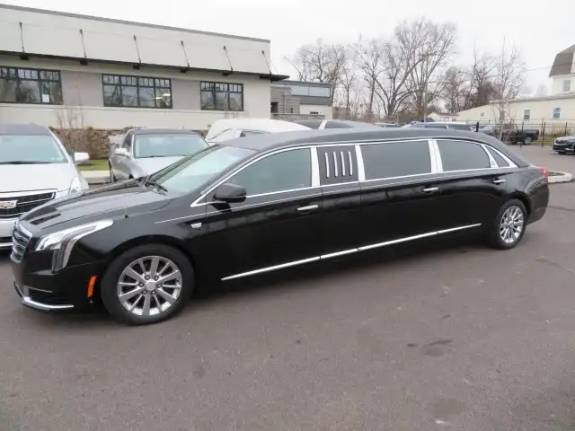 2018 Cadillac XTS's photo