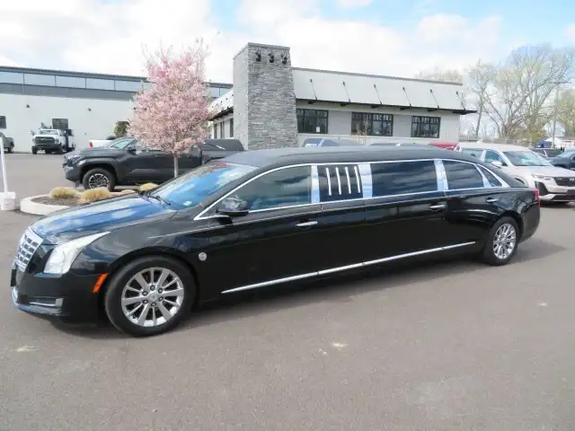 2014 Cadillac XTS's photo