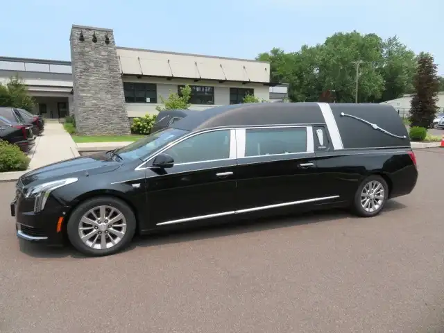2019 Cadillac XTS's photo