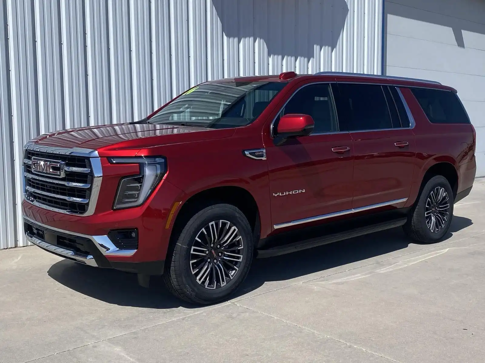 2026 GMC Yukon 4WD Elevation's photo