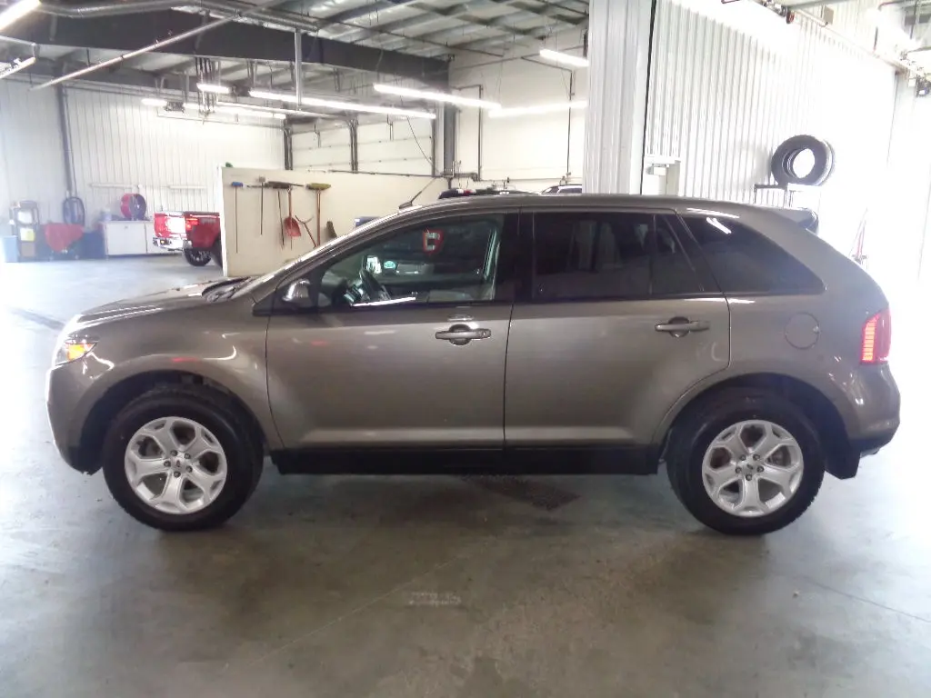 2013 Ford Edge SEL AWD photo 5