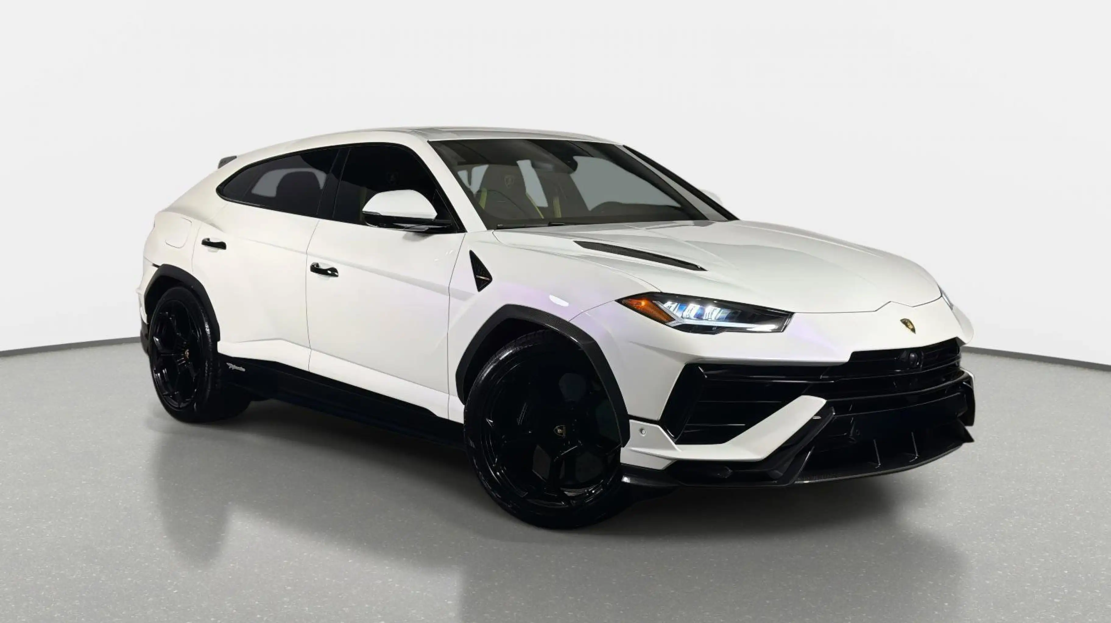 2024 Lamborghini Urus 4.0 V8 Performante's photo