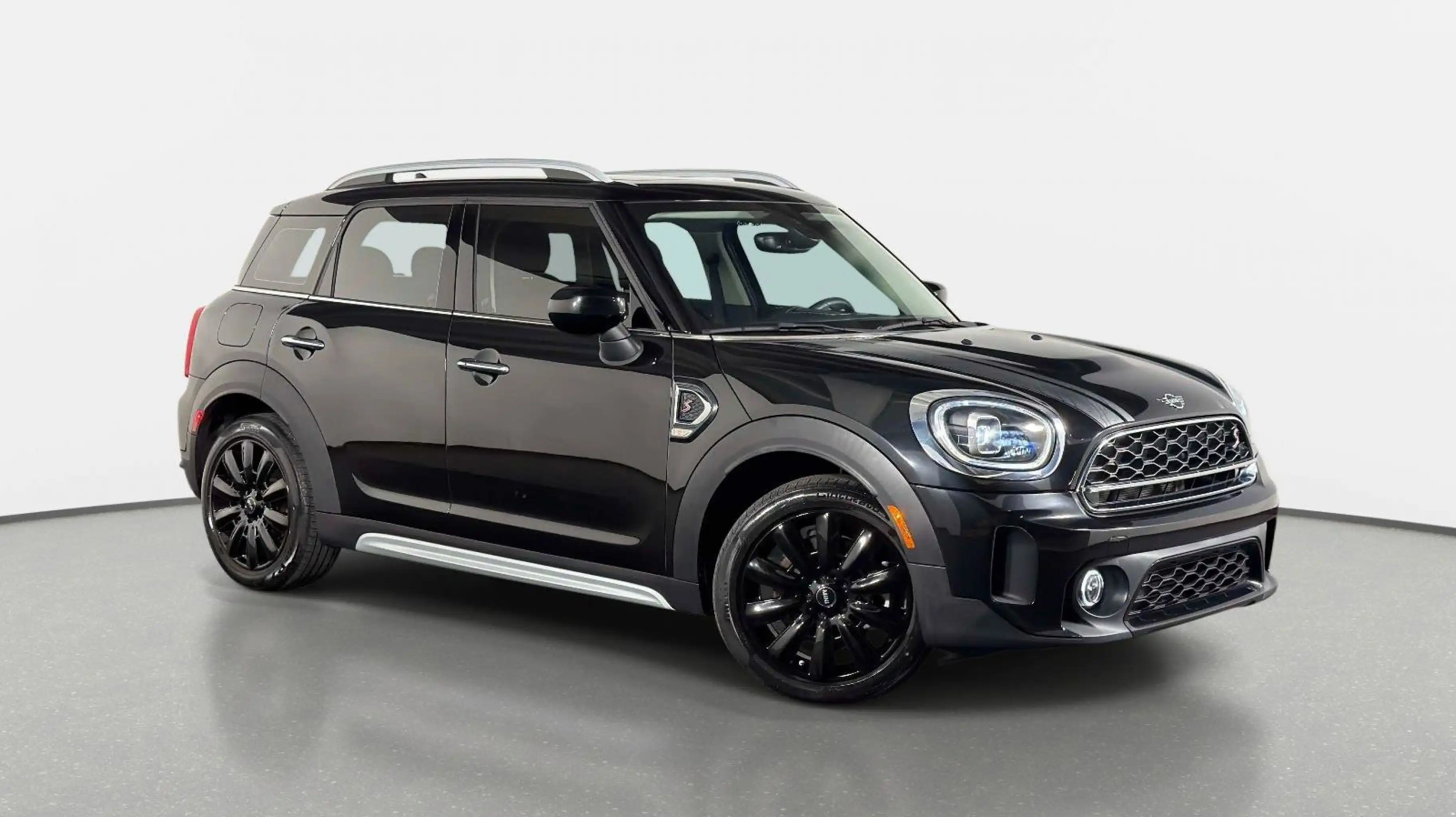 2024 MINI Countryman Cooper S's photo