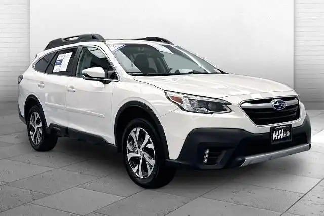 2022 Subaru Outback Limited's photo