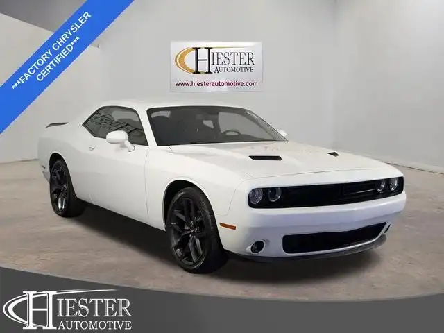 2023 Dodge Challenger SXT Auto's photo