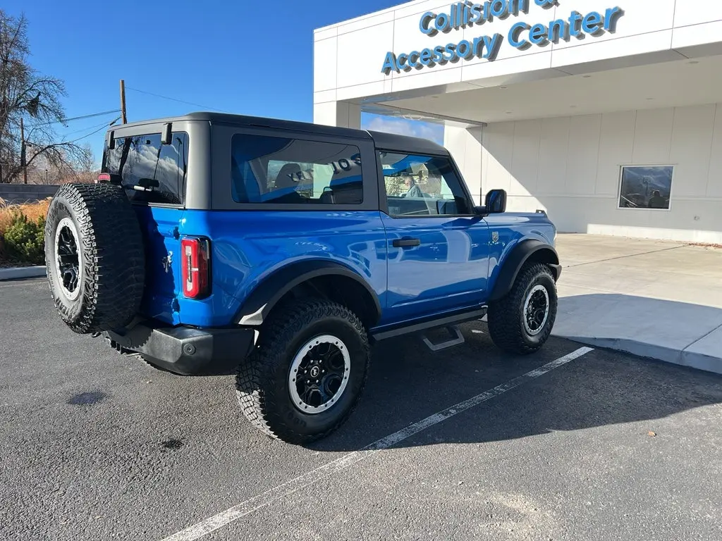 2022 Ford Bronco Base Advanced 4x4 photo 4