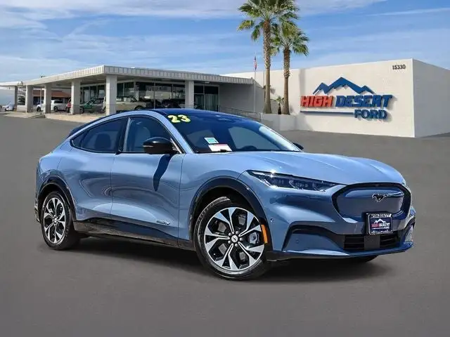 2023 Ford Mustang-Mach-e Premium's photo