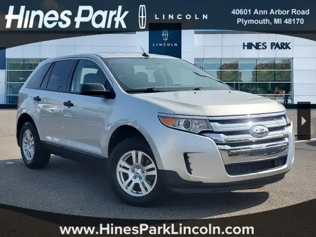 2012 Ford Edge SE's photo