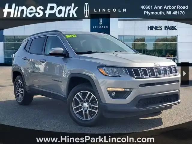 2017 Jeep Compass Latitude 4X4's photo