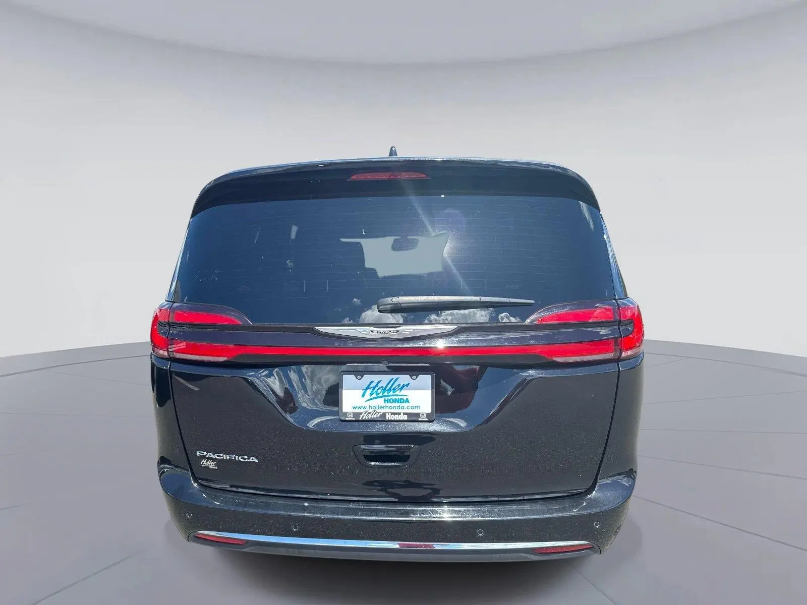 2025 Chrysler Pacifica Select photo 5