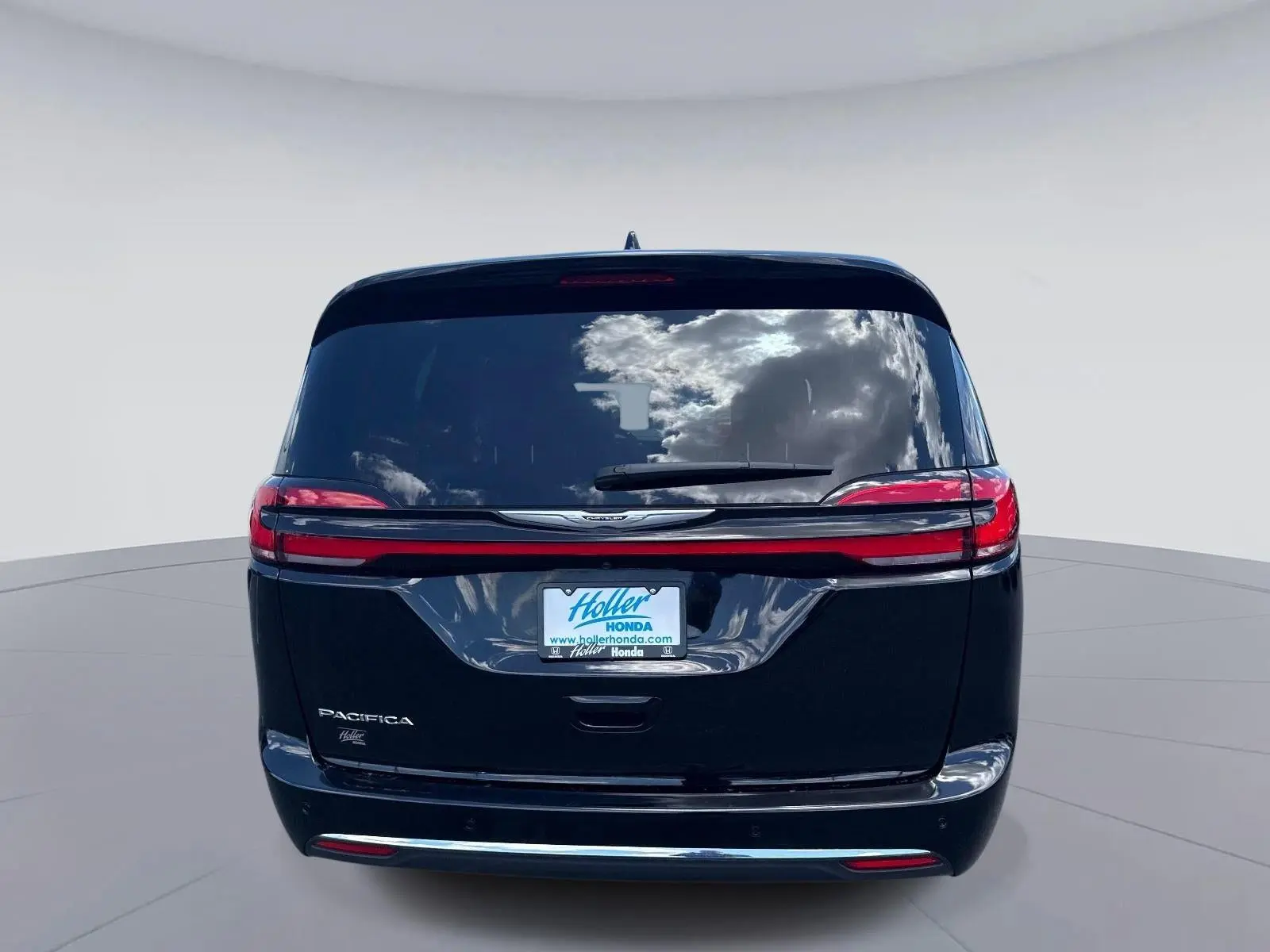 2025 Chrysler Pacifica Select photo 5