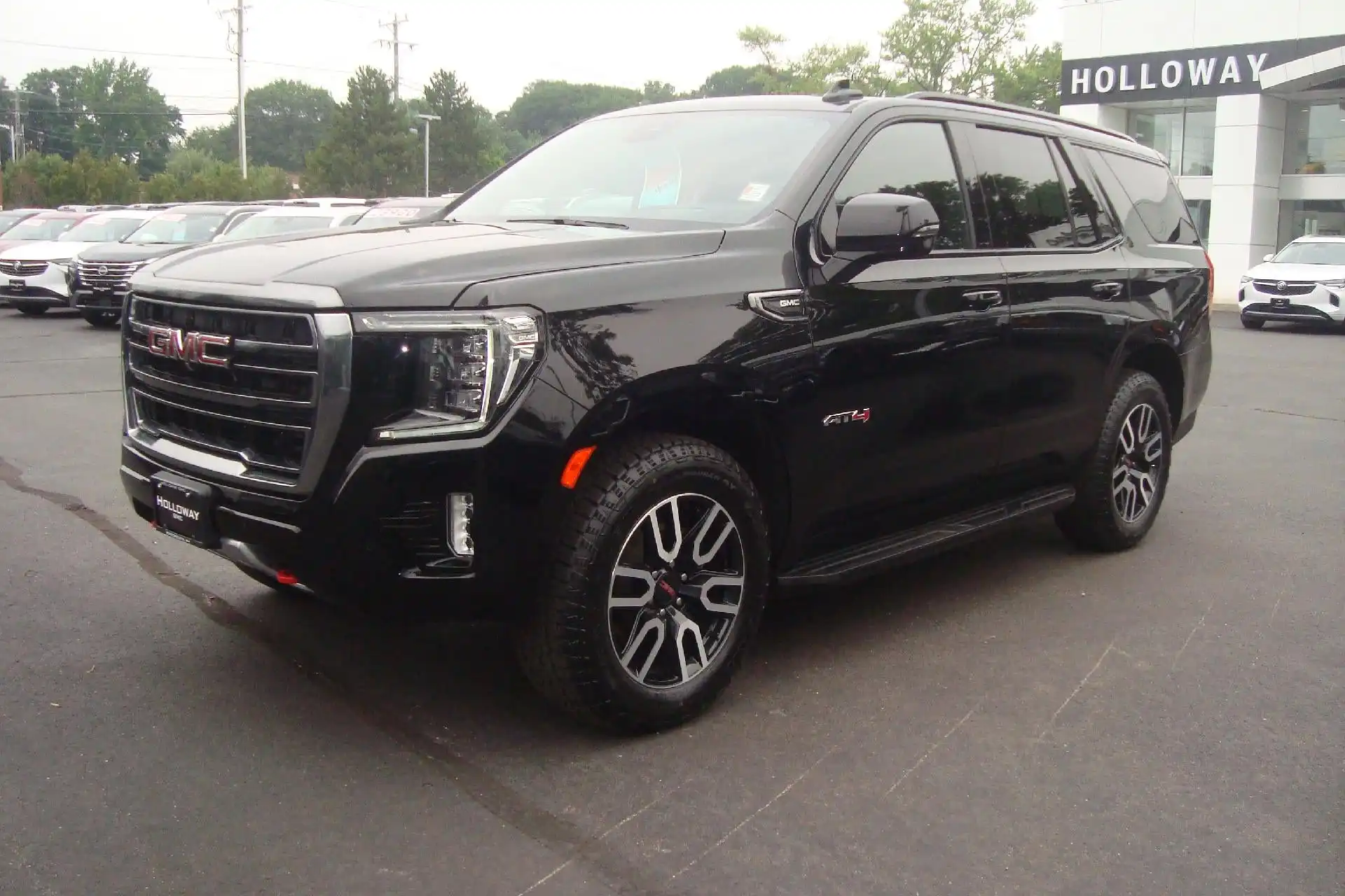 2024 GMC Yukon 4WD AT4's photo
