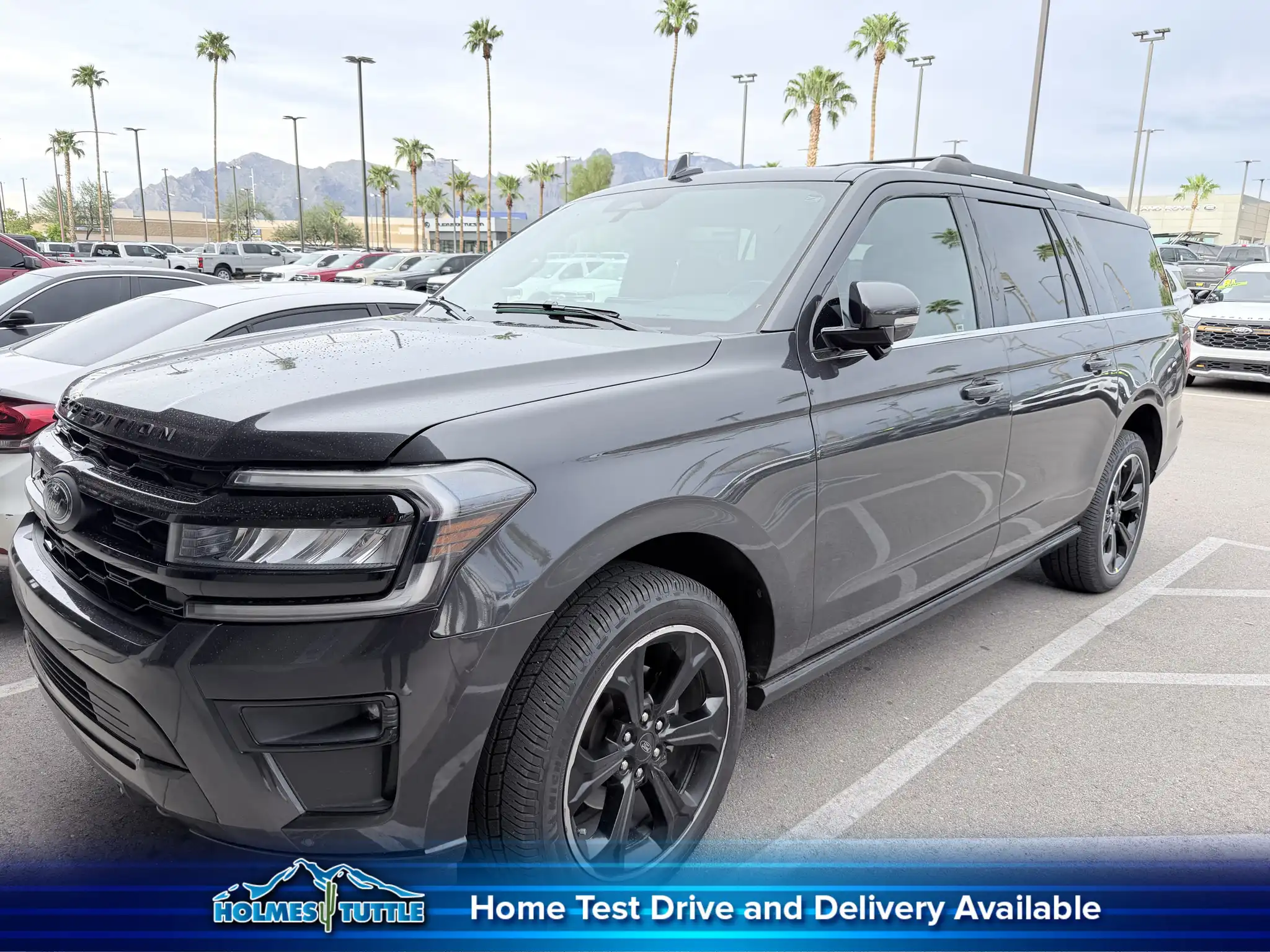 2022 Ford Expedition Limited 4WD MAX's photo