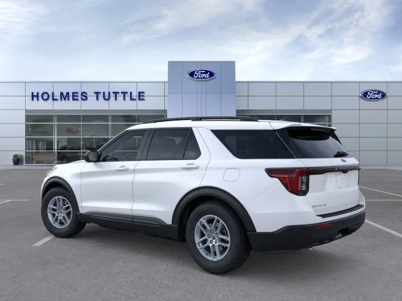 2026 Ford Explorer Active 4WD photo 4