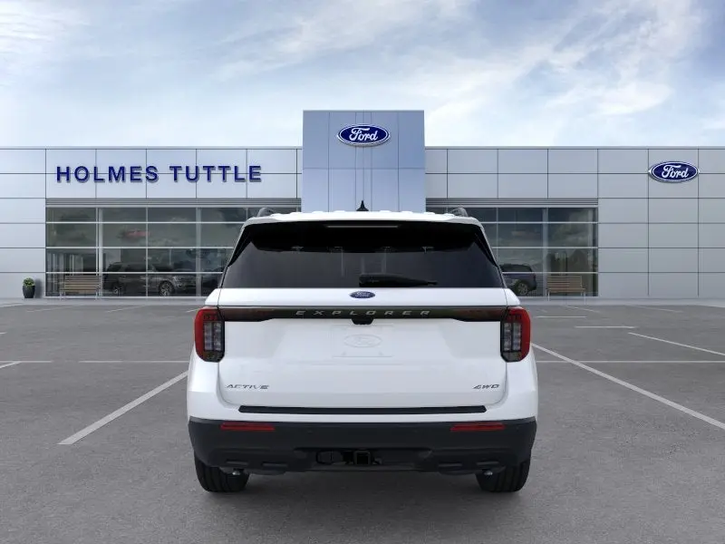 2026 Ford Explorer Active 4WD photo 5