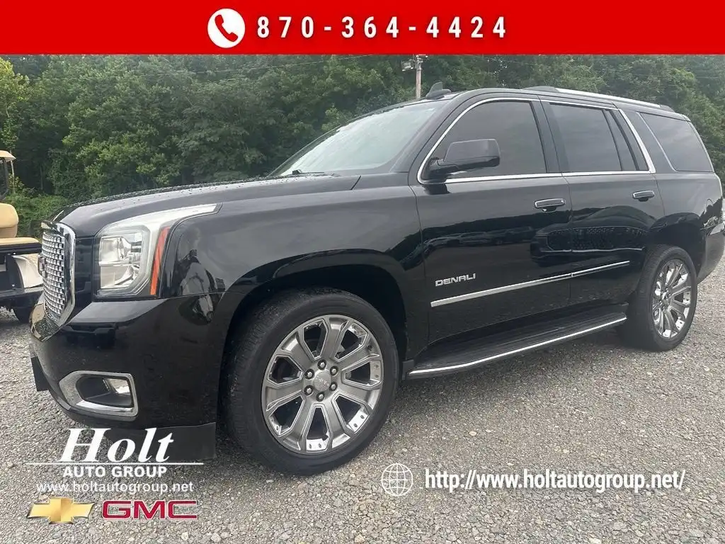 2016 GMC Yukon 4WD Denali's photo