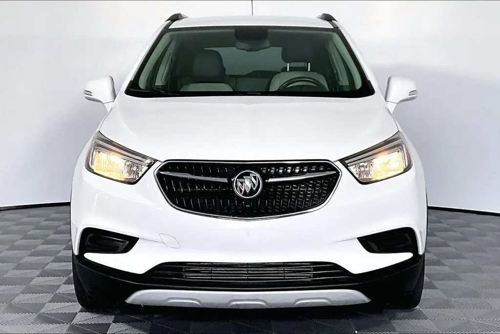 2018 Buick Encore Preferred photo 3