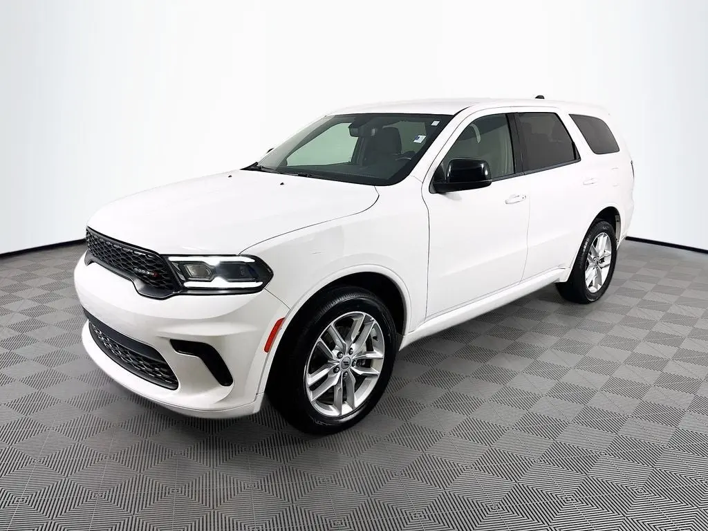 2023 Dodge Durango GT AWD photo 3