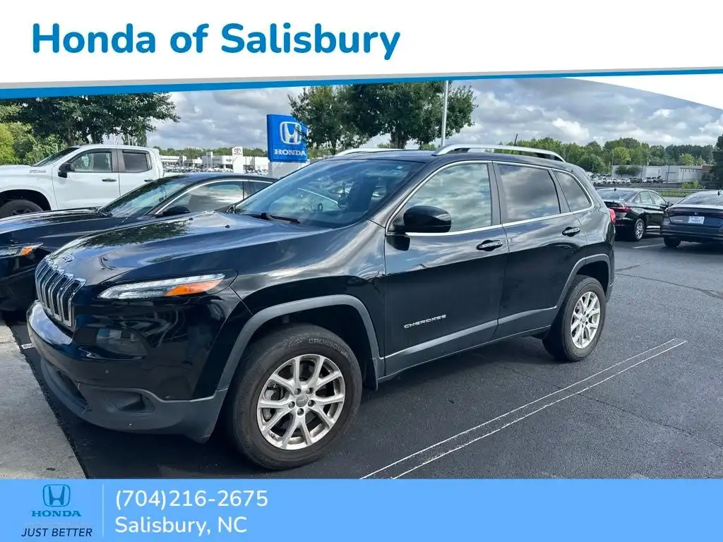 2018 Jeep Cherokee Latitude Plus 4X4's photo