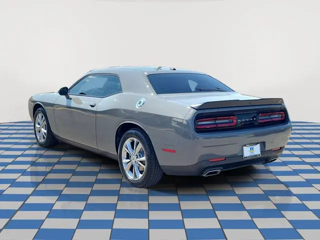 2023 Dodge Challenger SXT Auto AWD photo 3