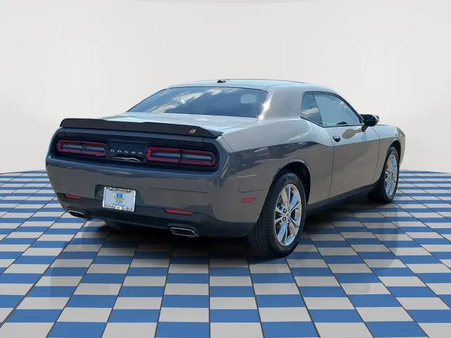 2023 Dodge Challenger SXT Auto AWD photo 4