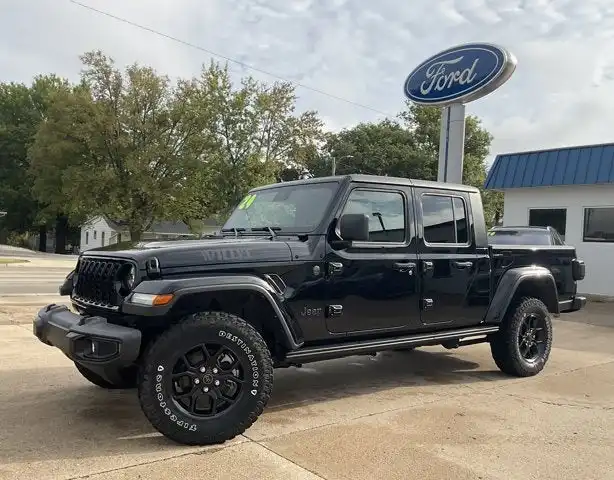 2024 Jeep Gladiator Willys's photo