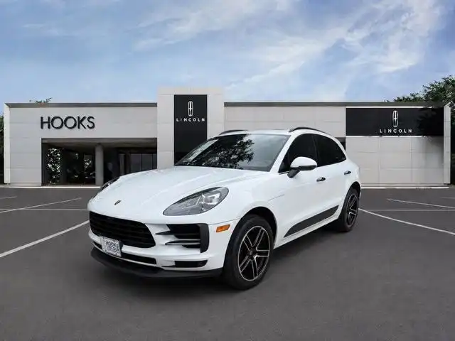 2019 Porsche Macan Base's photo