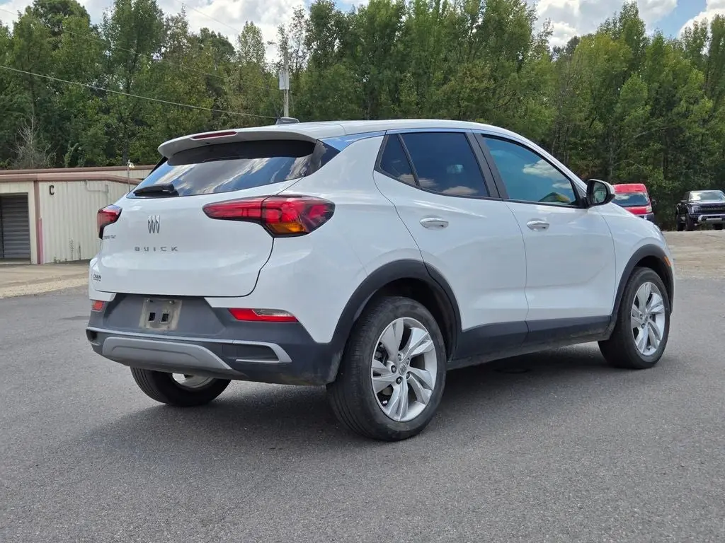 2024 Buick Encore GX Preferred photo 5