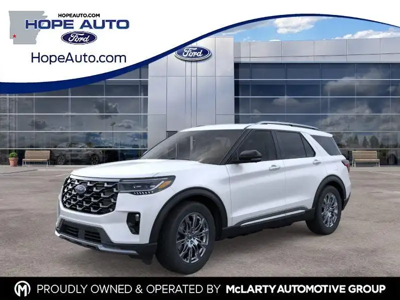 2026 Ford Explorer Platinum's photo