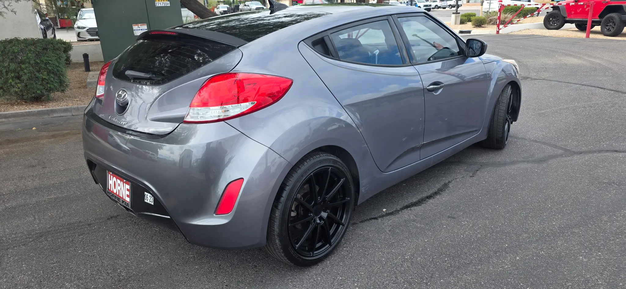 2017 Hyundai Veloster 1.6 Value Edition DCT photo 5