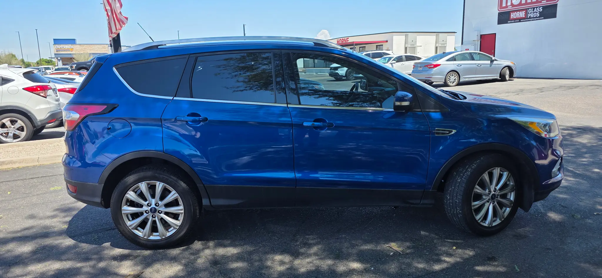 2017 Ford Escape Titanium photo 4