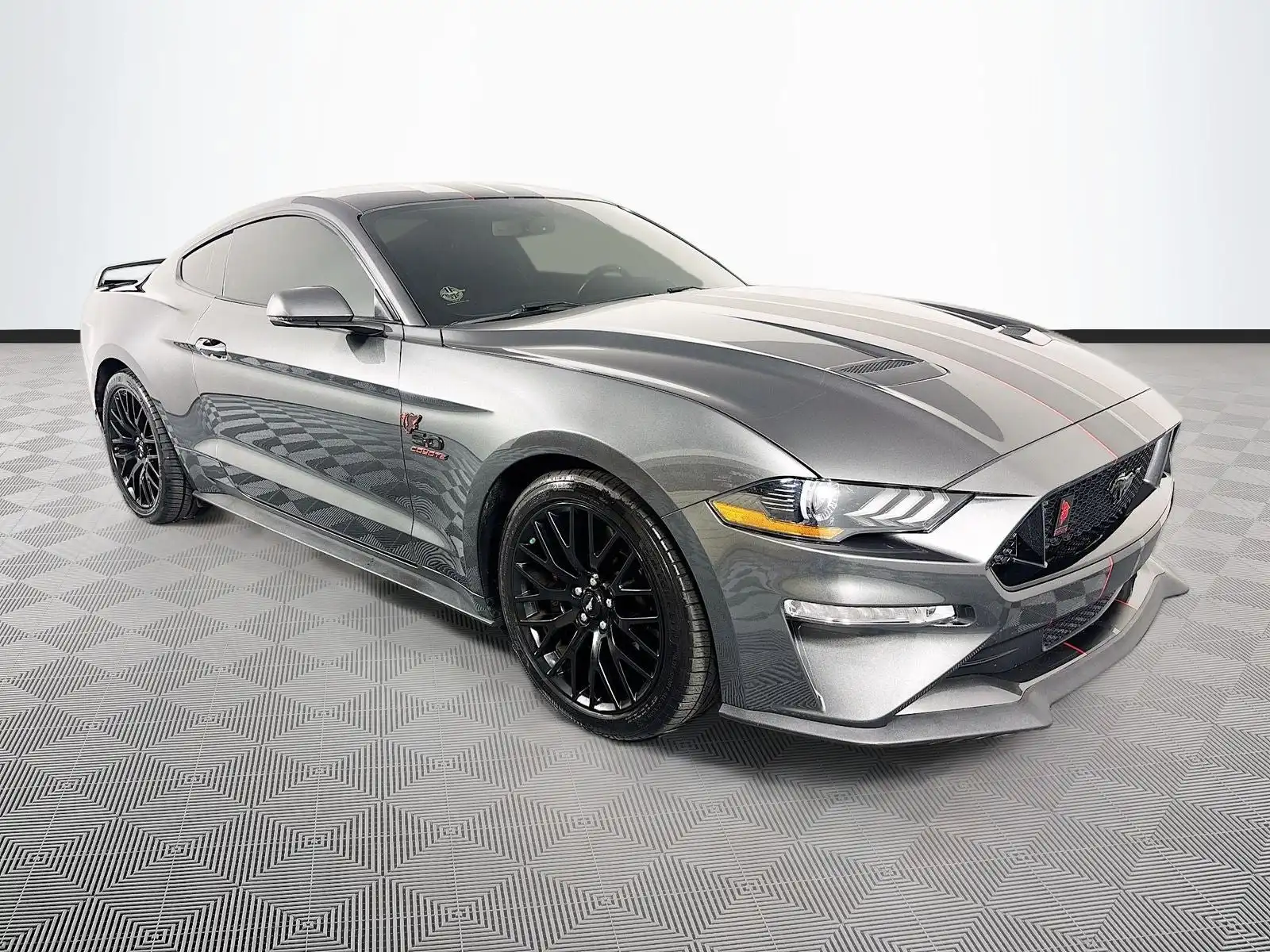 2019 Ford Mustang GT Coupe Premium's photo
