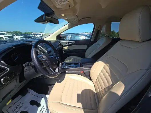 2023 Ford Edge SEL AWD photo 3