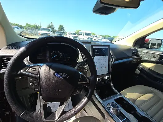 2023 Ford Edge SEL AWD photo 4
