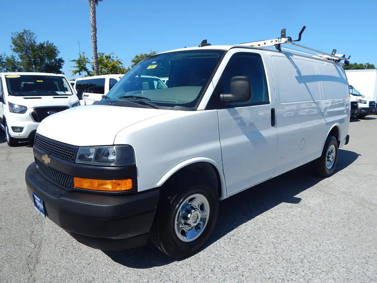 2021 Chevrolet Express 2500 Work Van HD's photo