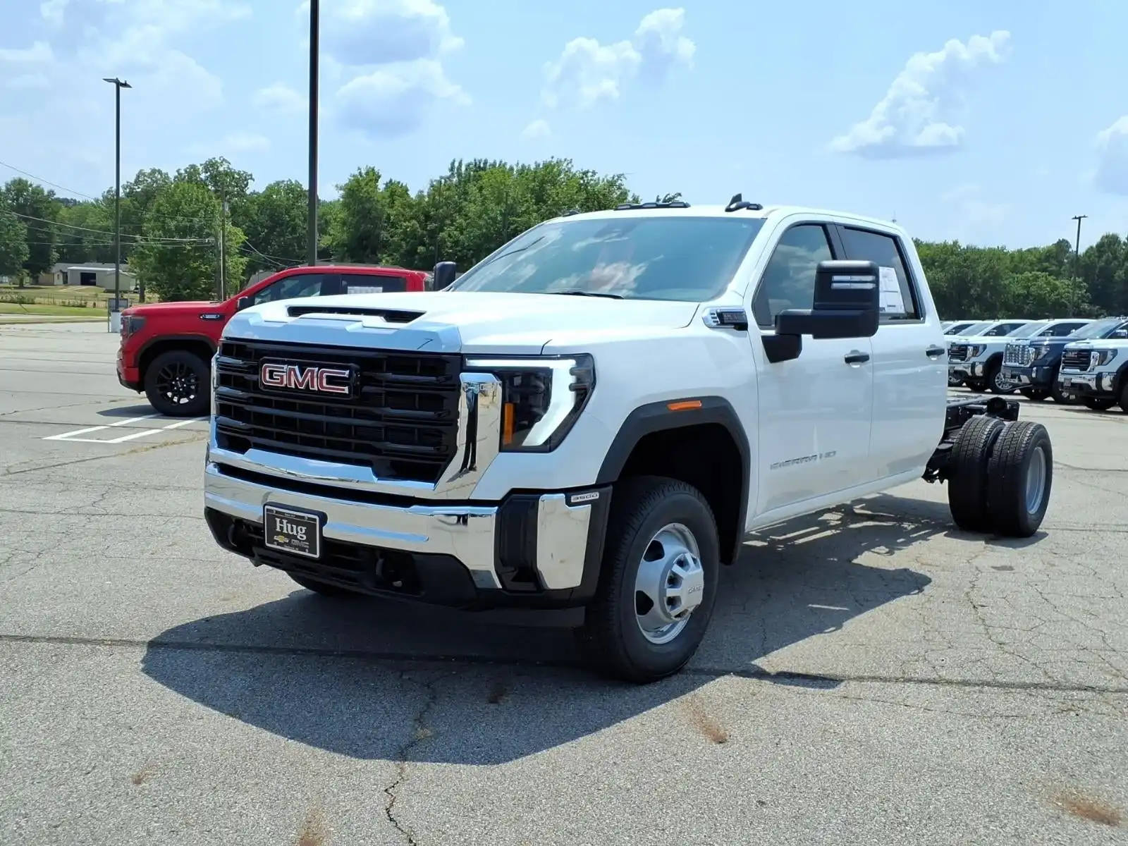 2026 GMC Sierra 4WD Crew Cab Chassis Pro's photo