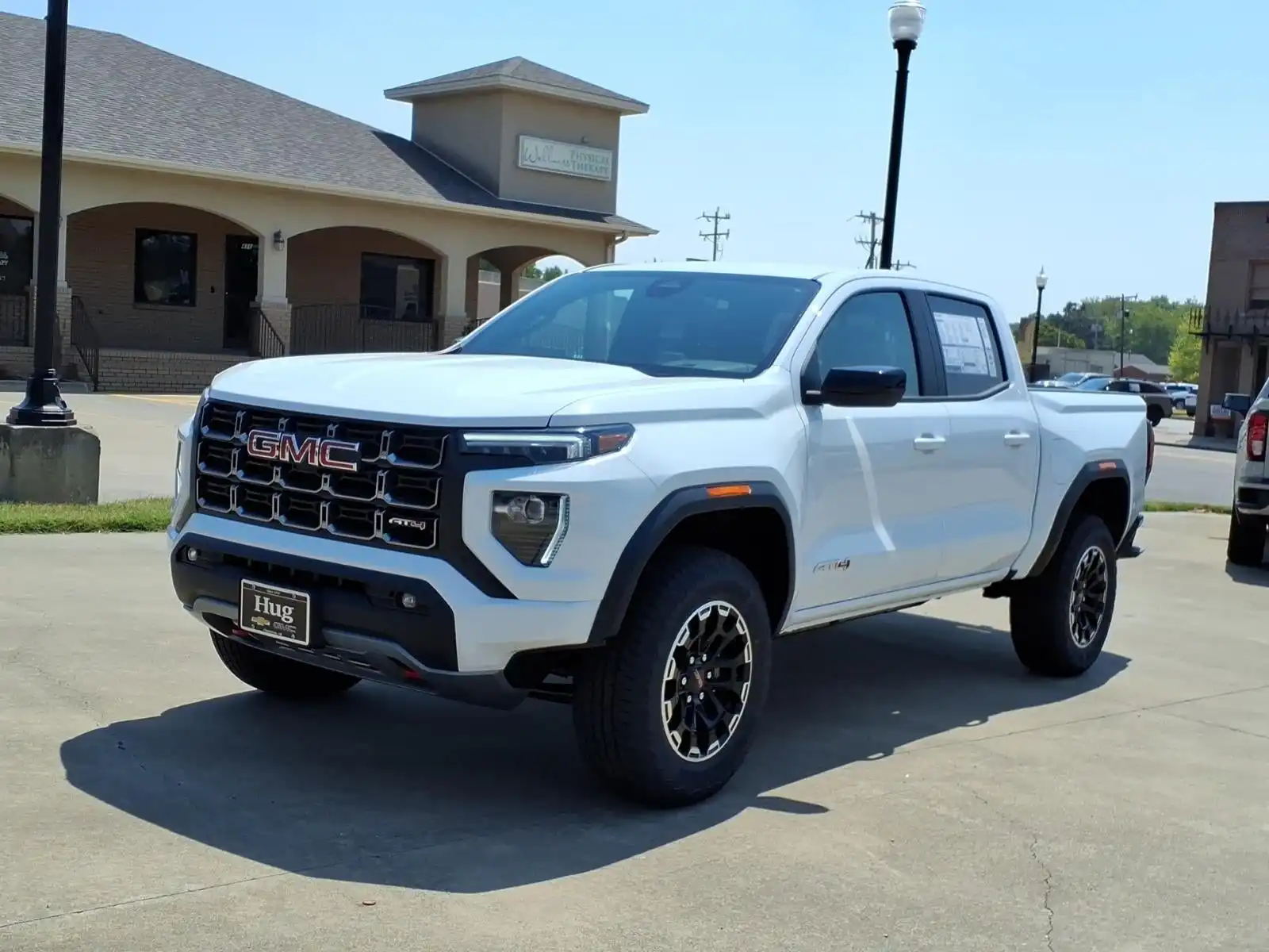 2026 GMC Canyon AT4 4WD Crew Cab Short Box's photo