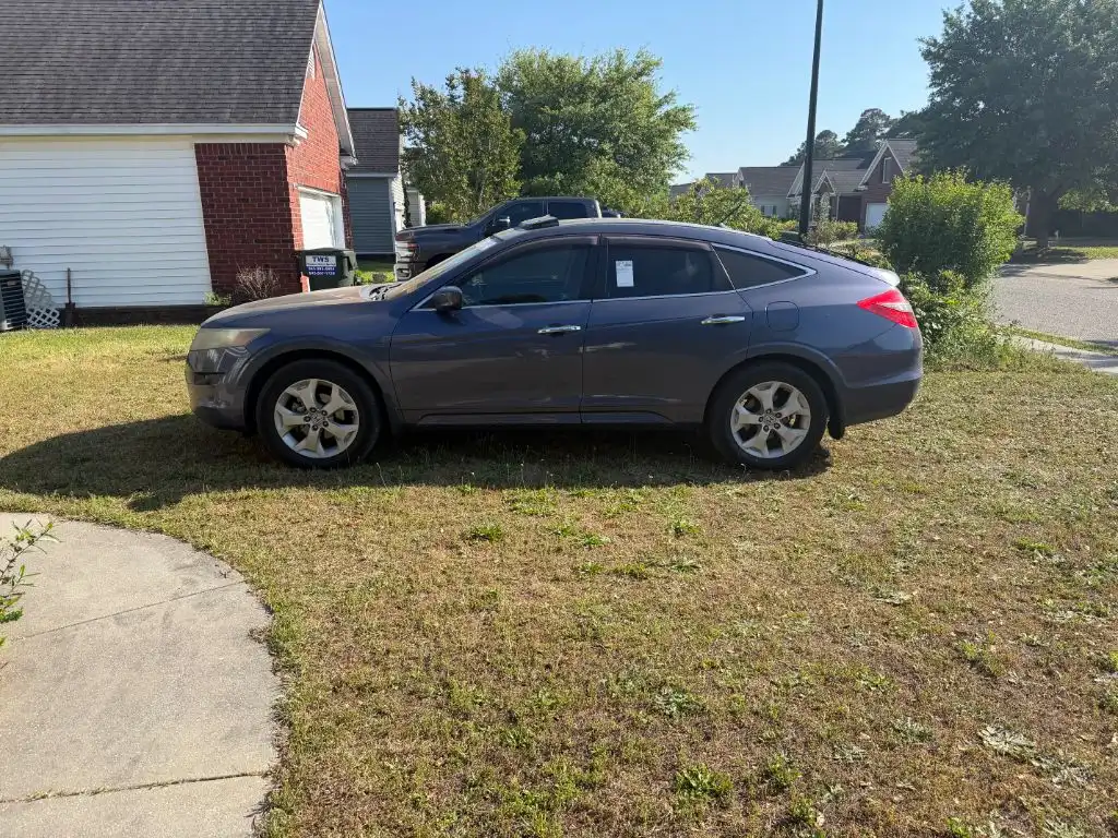 2012 Honda Crosstour EX-L V6 2WD w/Navi's photo