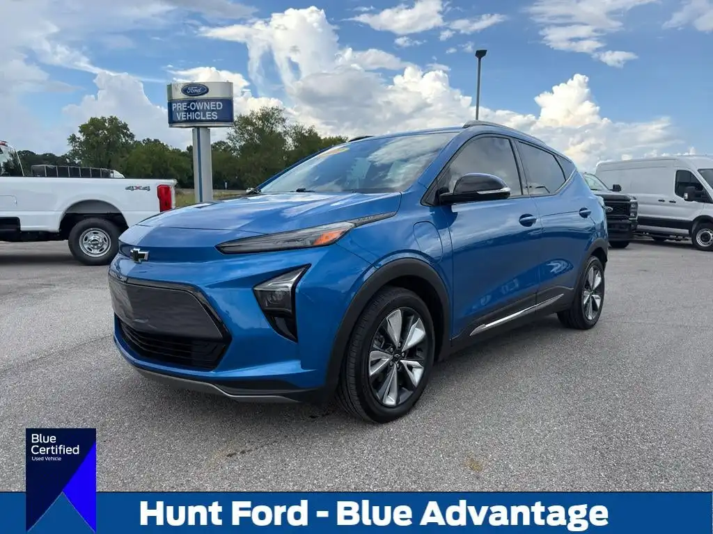 2022 Chevrolet Bolt EUV LT's photo