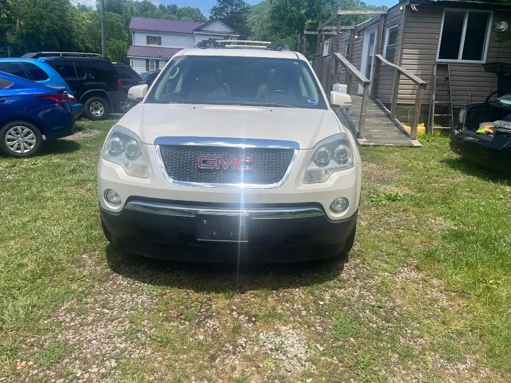 2011 GMC Acadia FWD SLT-1's photo