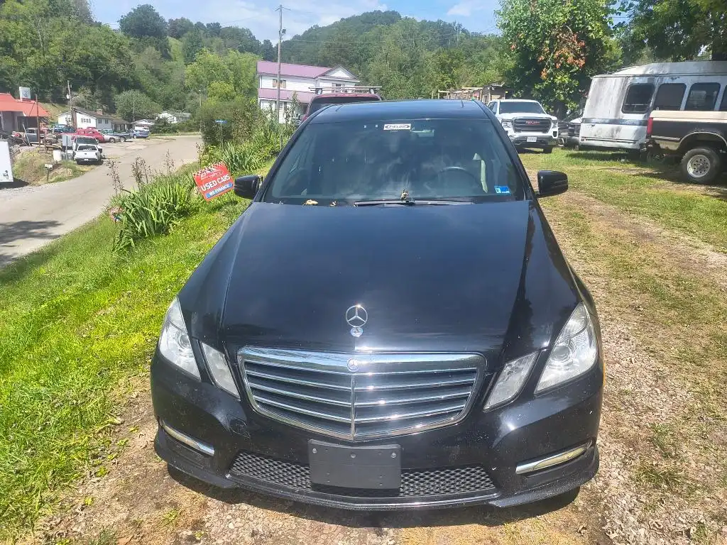2012 Mercedes-Benz E-Class E350 BlueTEC Luxury's photo
