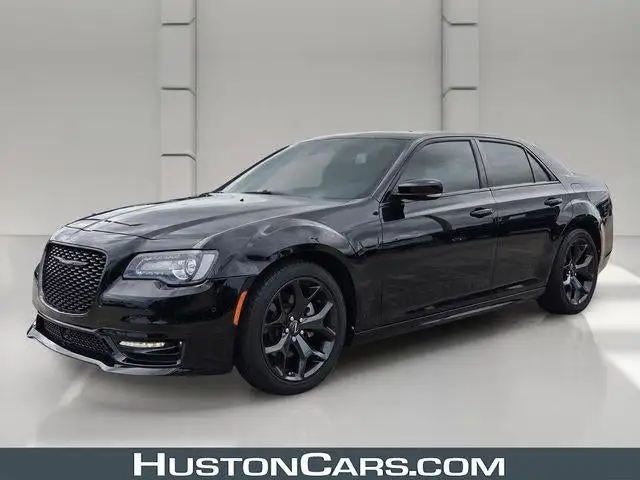 2023 Chrysler 300 S photo 1