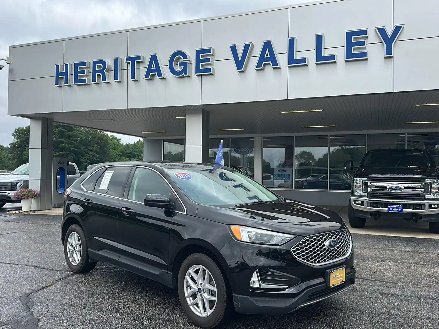 2023 Ford Edge SEL AWD's photo