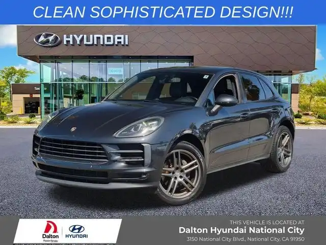 2019 Porsche Macan Base's photo