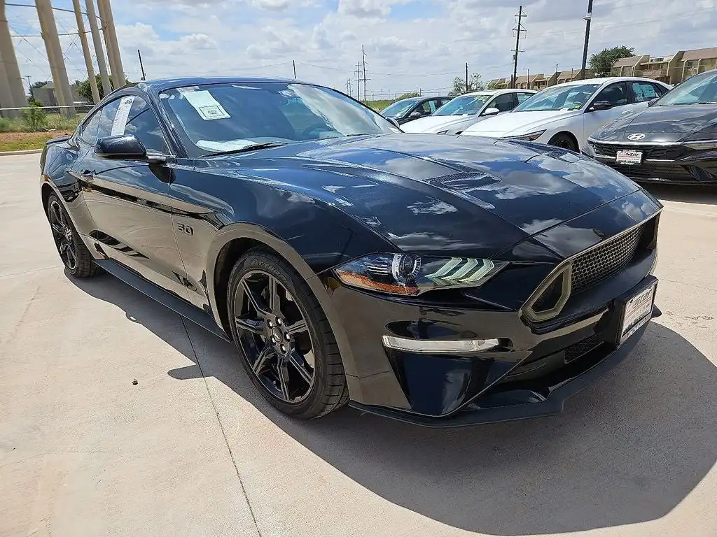 2020 Ford Mustang GT Coupe's photo