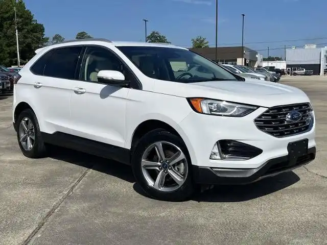 2019 Ford Edge SEL's photo