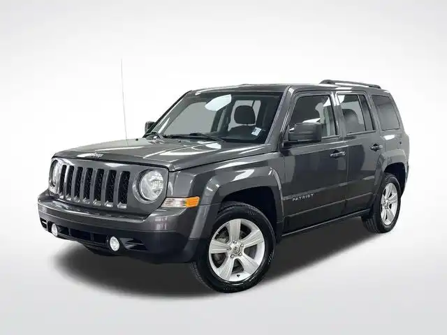 2016 Jeep Patriot Latitude's photo