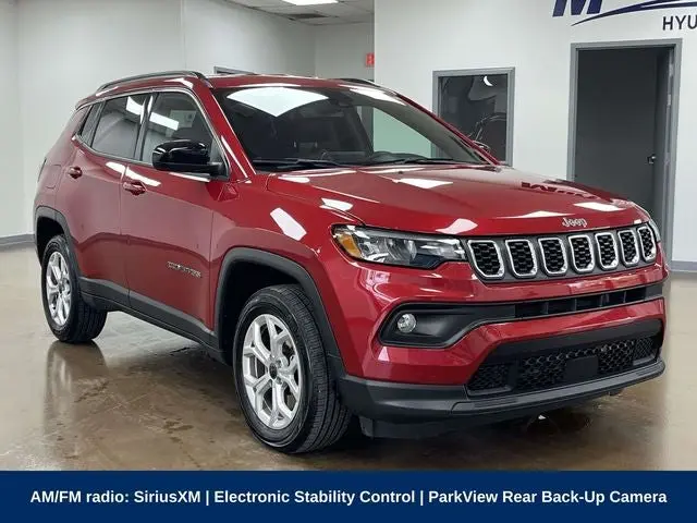 2025 Jeep Compass Latitude 4X4 photo 3