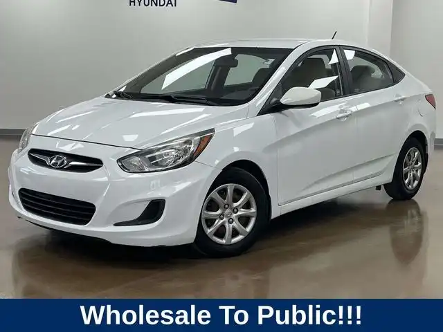 2013 Hyundai Accent GLS 4-Door 6-Speed Automatic's photo
